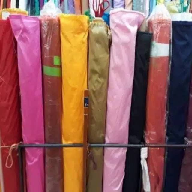 impor termurah Bahan kain tafeta douf atau tafeta silk poloss ready ghen