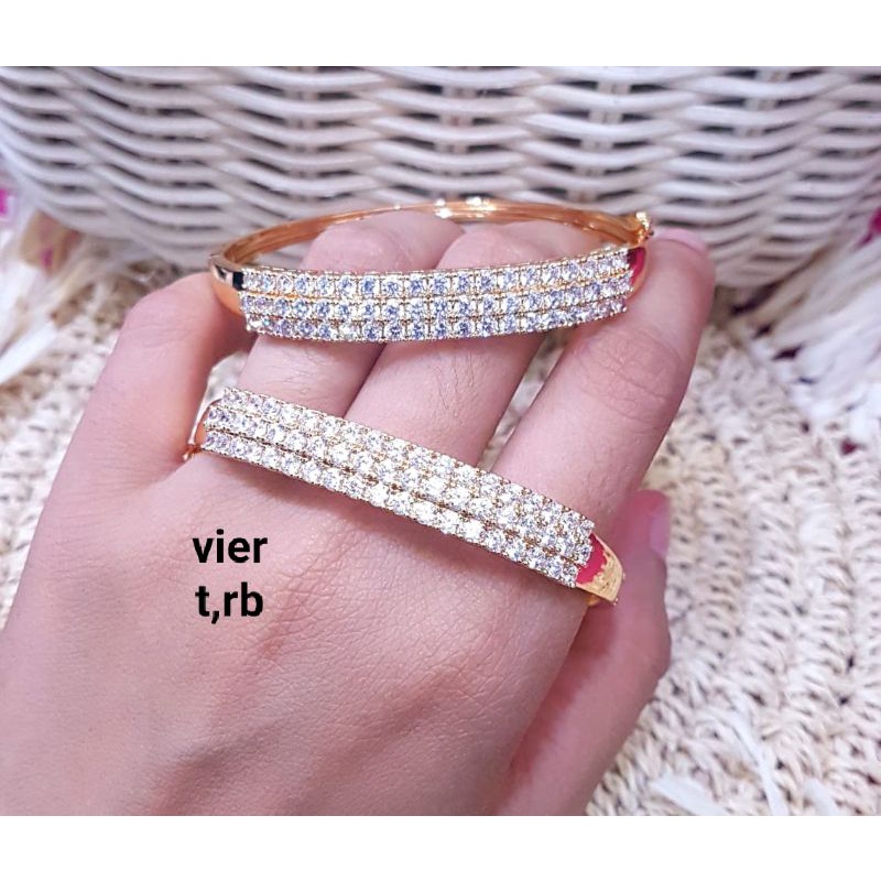 Gelang+cincin replika diamond Eropa baris tiga, tdk berkarat,tdk gampang luntur,mata premium zircon