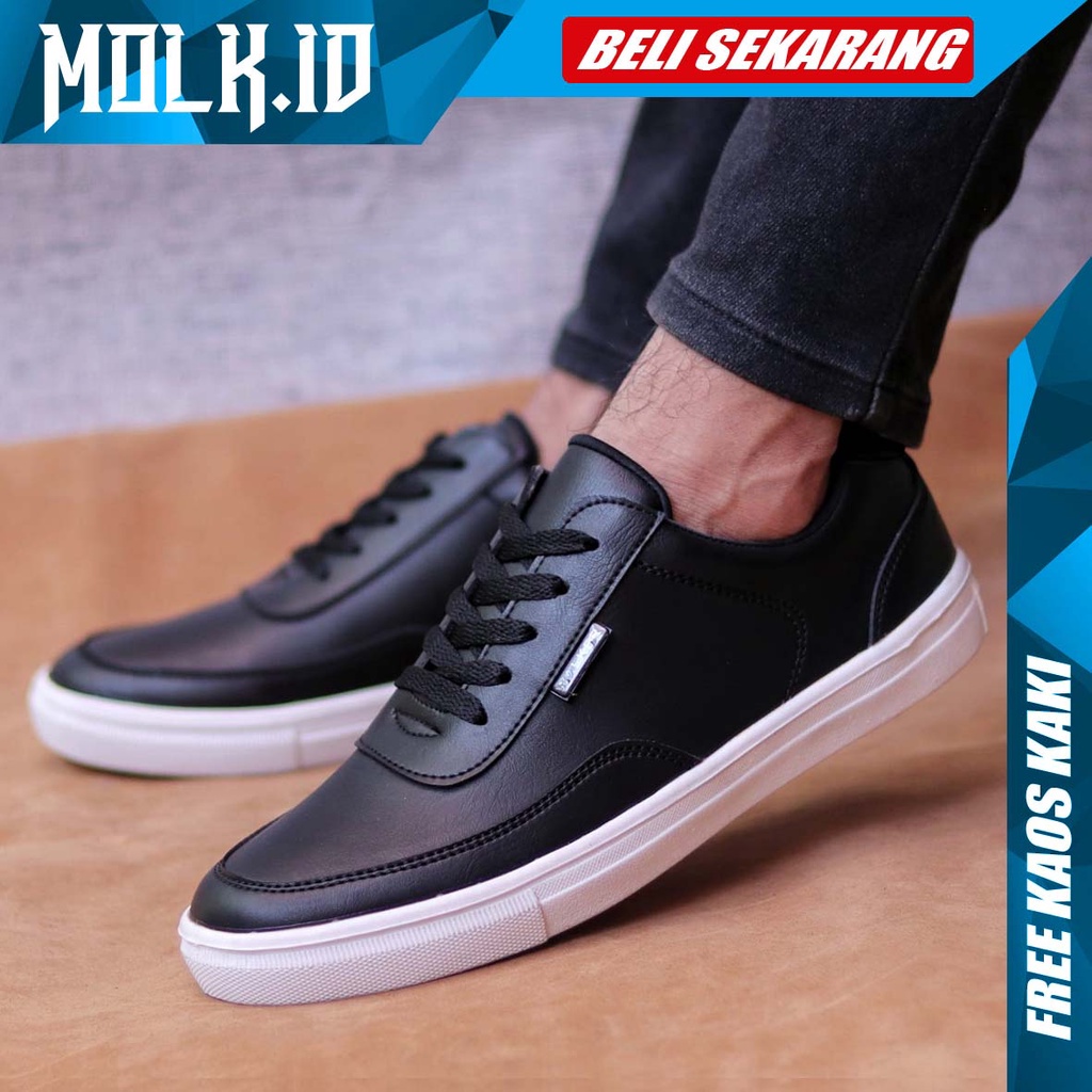 MOLK Sepatu Kasual Pria Sneaker Hitam Simple Murah Original Footwear