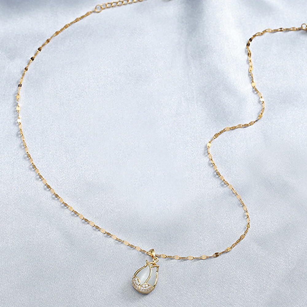 Kalung Rantai Klavikula Desain Opal Bahan Titanium Steel