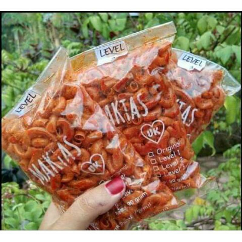 

AGEN RESMI PABRIK MAKTAS MAKARONI TASIK/MAKARONI BANTET/CAMILAN PEDAS