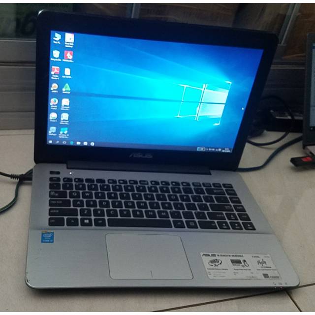 Asus core i3-5005U