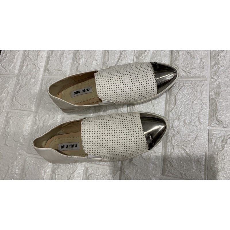 preloved sepatu miu miu