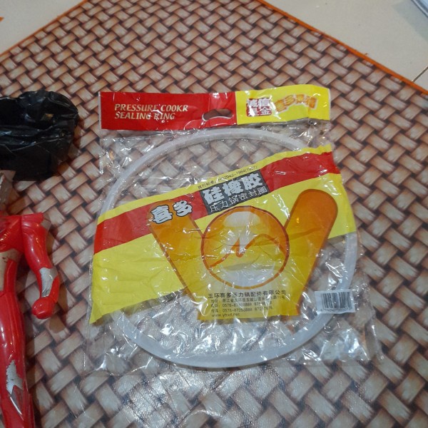 PRESTO NIKITA 3 Liter Karet Seal Silikon Tutup Panci 18 cm