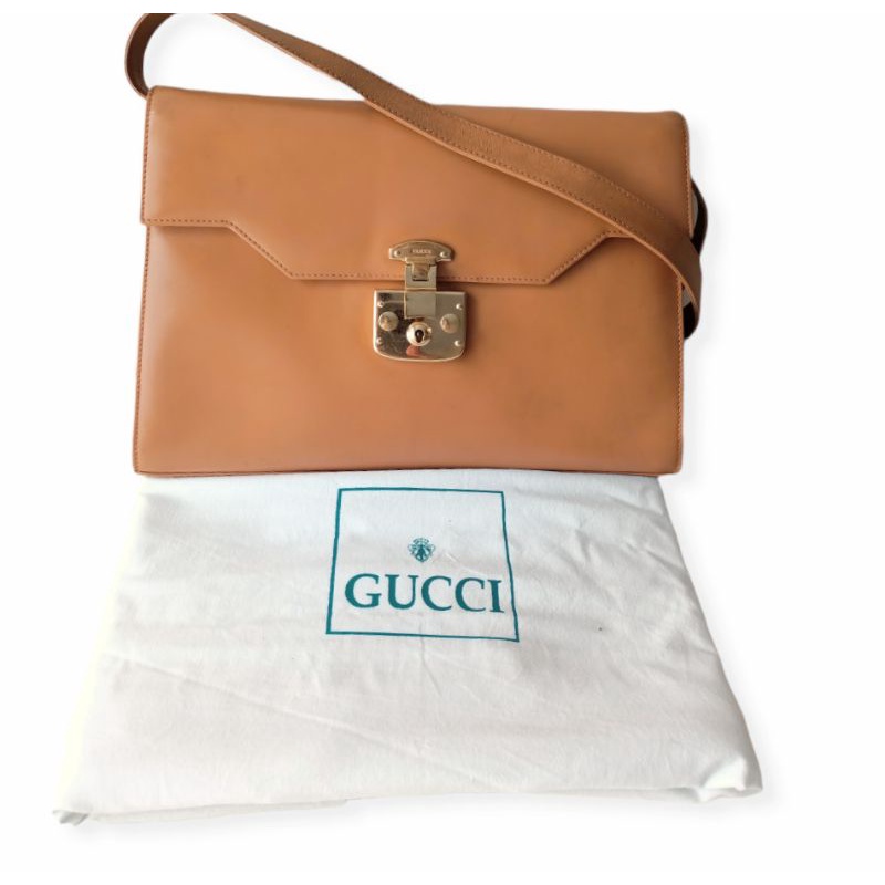 Preloved Gucci lady 2 ways bag vintage clutch crossbody Authentic