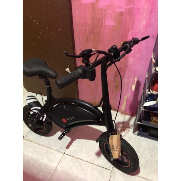 skuter listrik dyu