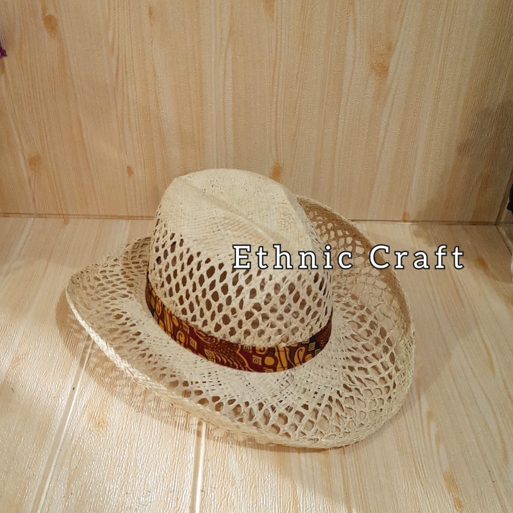 TOPI PRIA / TOPI ANYAMAN / TOPI LEBAR / TOPI UNIK / TOPI PANDAN / TOPI PANAMA BOLONG