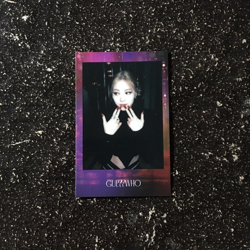 polaroid benefit soundwave guess who ryujin itzy offcial