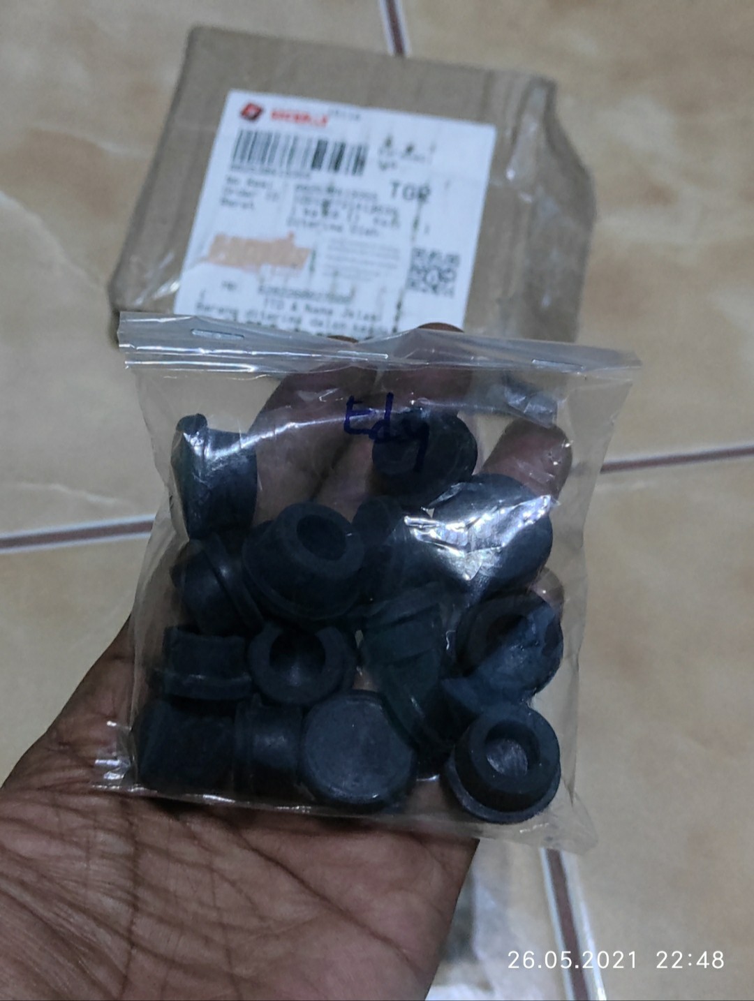 Karet Dop Kaki Kursi Meja Pengaman Perabot Furniture 5/8 Inch Inci