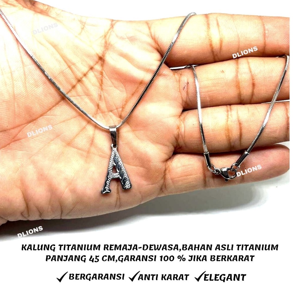 KALUNG HURUF TITANIUM,KALUNG HURUF ANTI KARAT,KALUNG HURUF,DIJAMIN ANTI KARAT SELAMANYA,SUDAH SATU SET KALUNG DAN LIONTIN