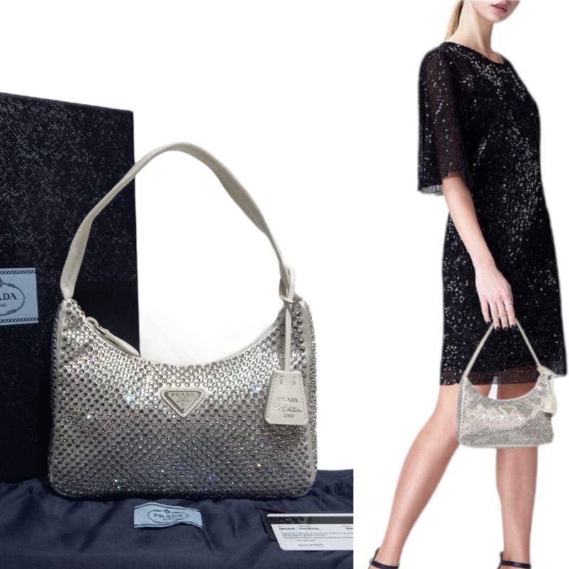 prada re-edition 2000 mini hobo bag