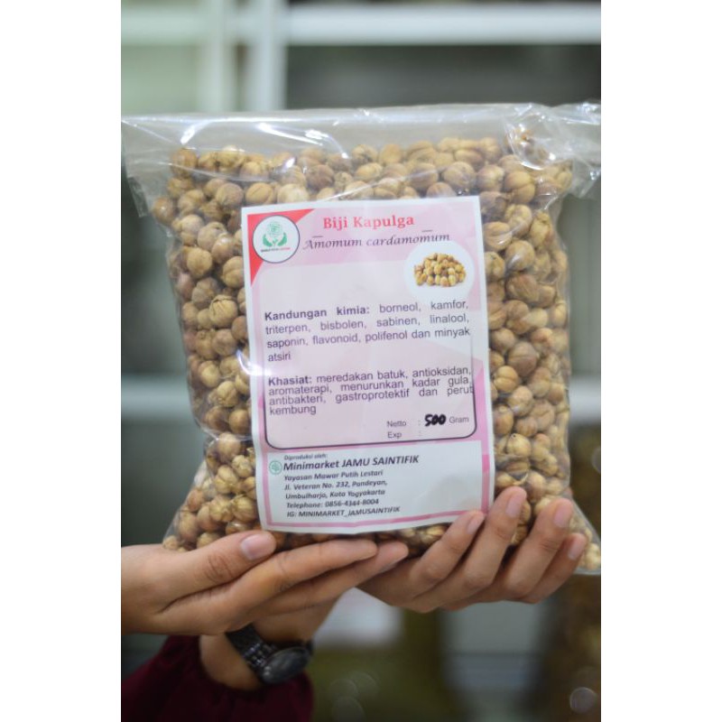 

Kapulaga Kering Premium