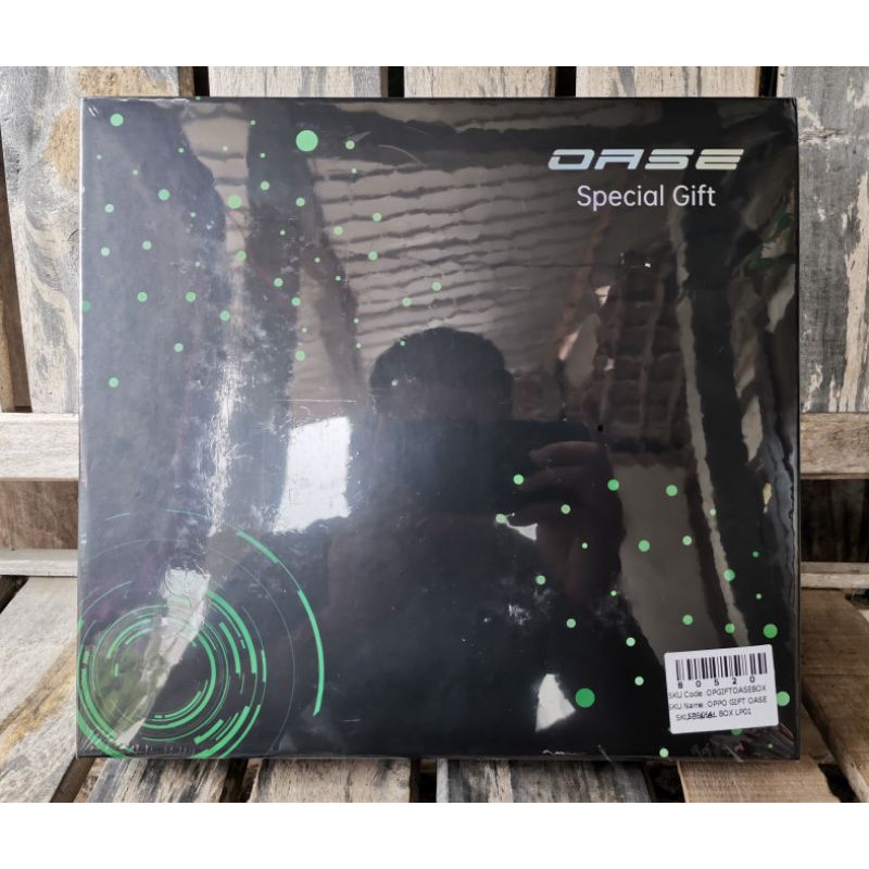 Gift Box Oase (berisi Heatset Bluototh dan Smartband)