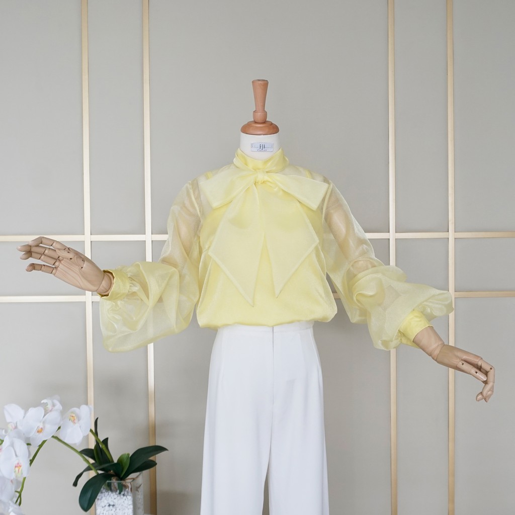 FORSYTHIA TOP - pakaian wanita/ baju atasan wanita/ atasan elegant/ outfit kekinian/ blouse