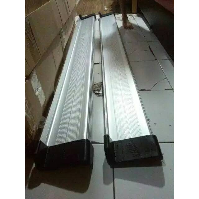 Foot step samping terios footstep samping terios injakan kaki samping terios