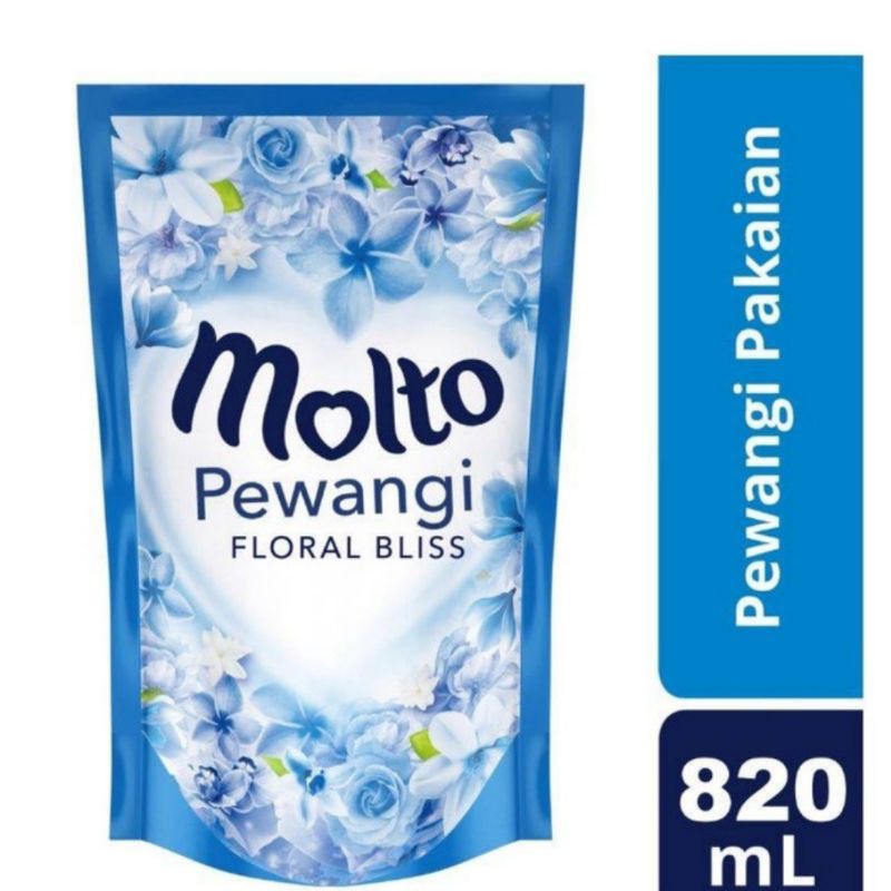 Molto Pewangi Pakaian 820 ML