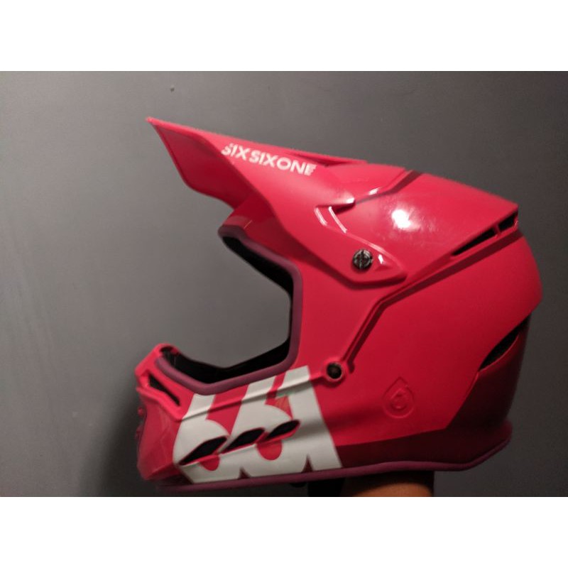 helm 661 reset maroon
