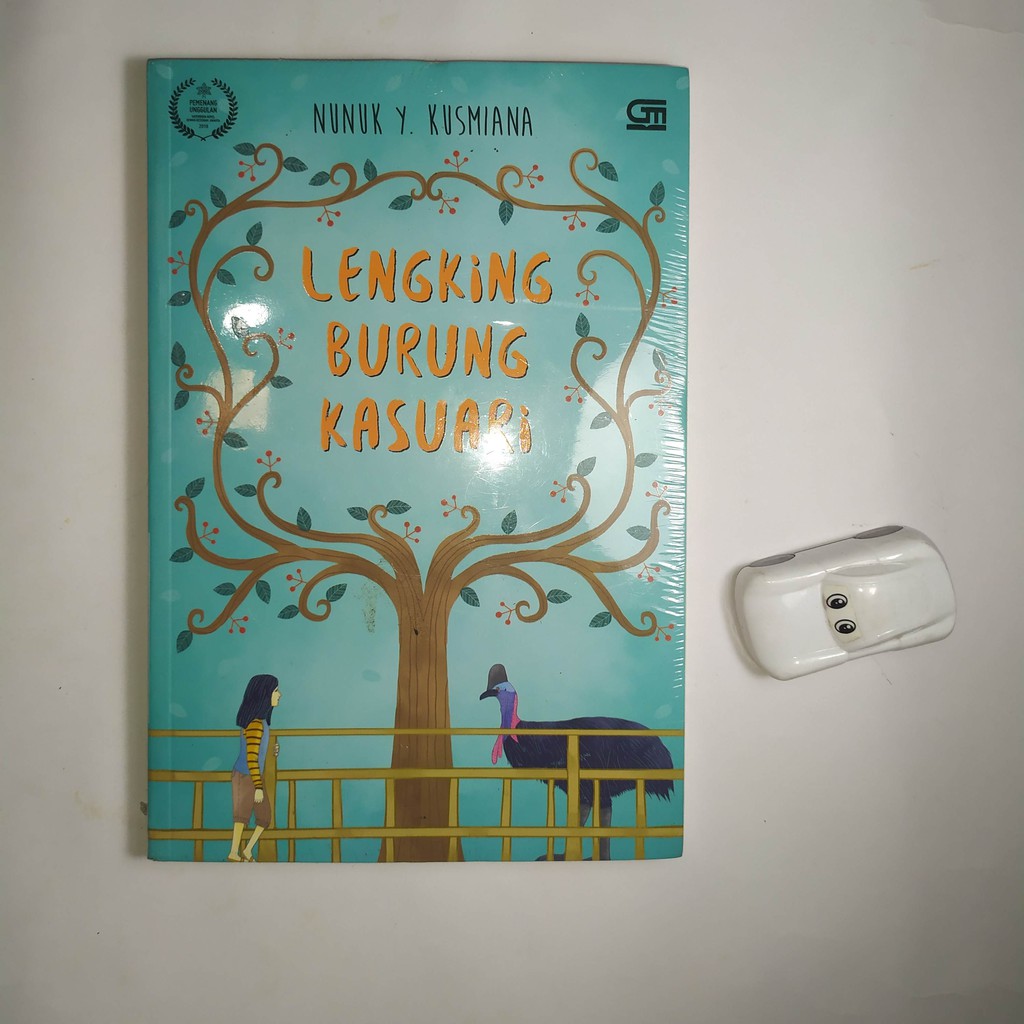 Lengking Burung Kasuari karya Nunuk Y. Kusmiana (baru, segel)