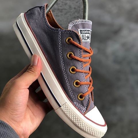 Sepatu Converse All Star Premium Shoes Pria Sepatu Wanita Kasual Sepatu Klasik Sneakers Terlaris