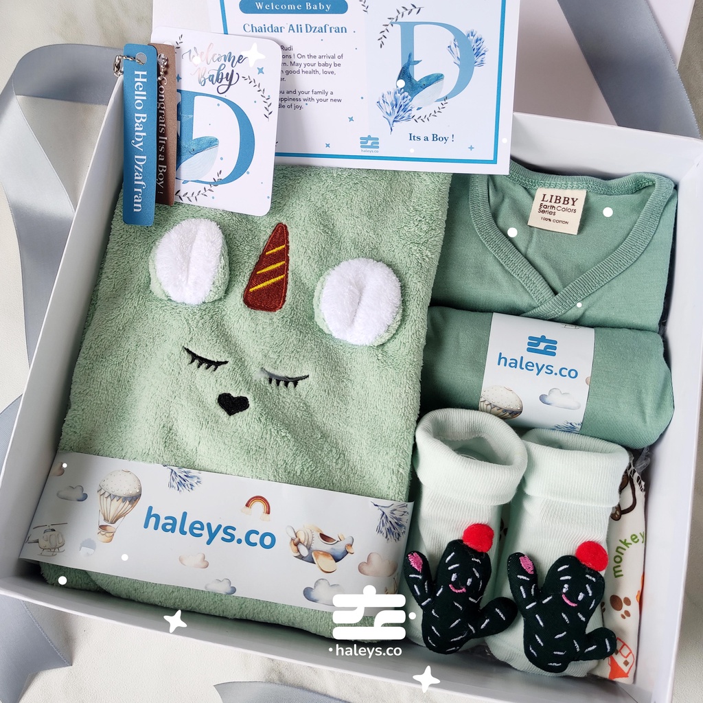 Haleys.co | Kado Bayi Premium Green Asparagus | 0-12 months Boy Girl Hampers | Gift Box Baby | Kado Lahiran | Newborn Hampers | Kado Bayi Laki Laki | Kado Bayi Perempuan | Paket Hampers Baby