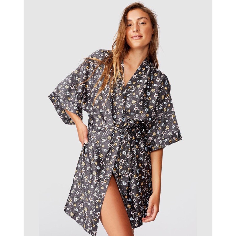 Cotton On Body Kimono Satin Gown / Lounge Robe Floral size S/M Preloved