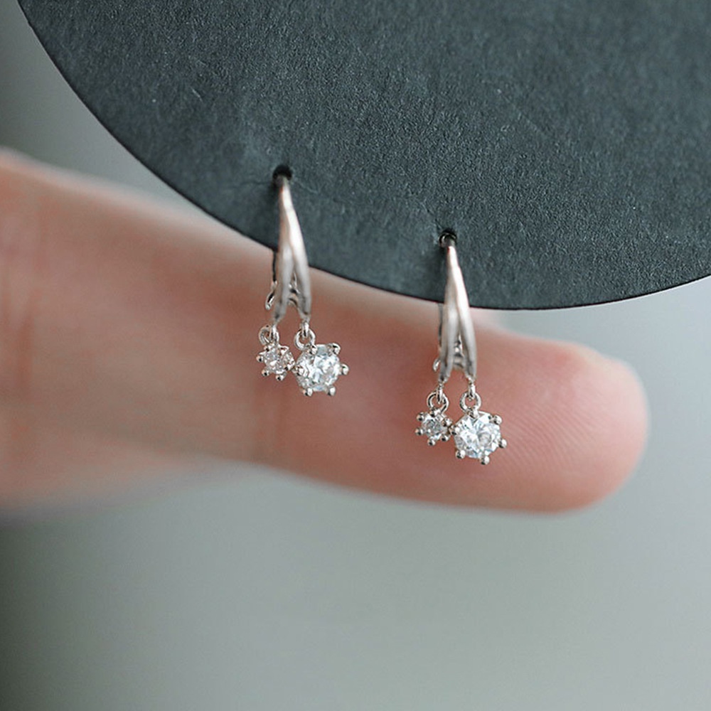 Anting Klip Bahan S925 Sterling Silver Aksen Kristal Berlian Untuk Wanita