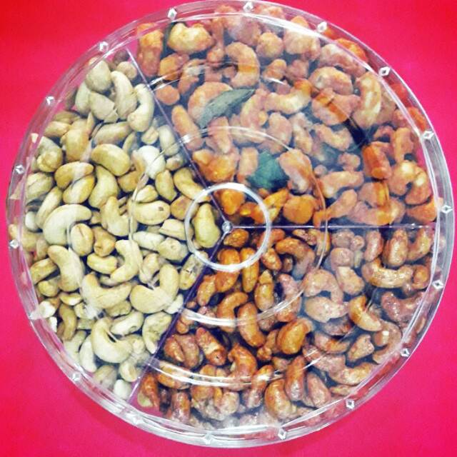 

Kacang mete 3 tray