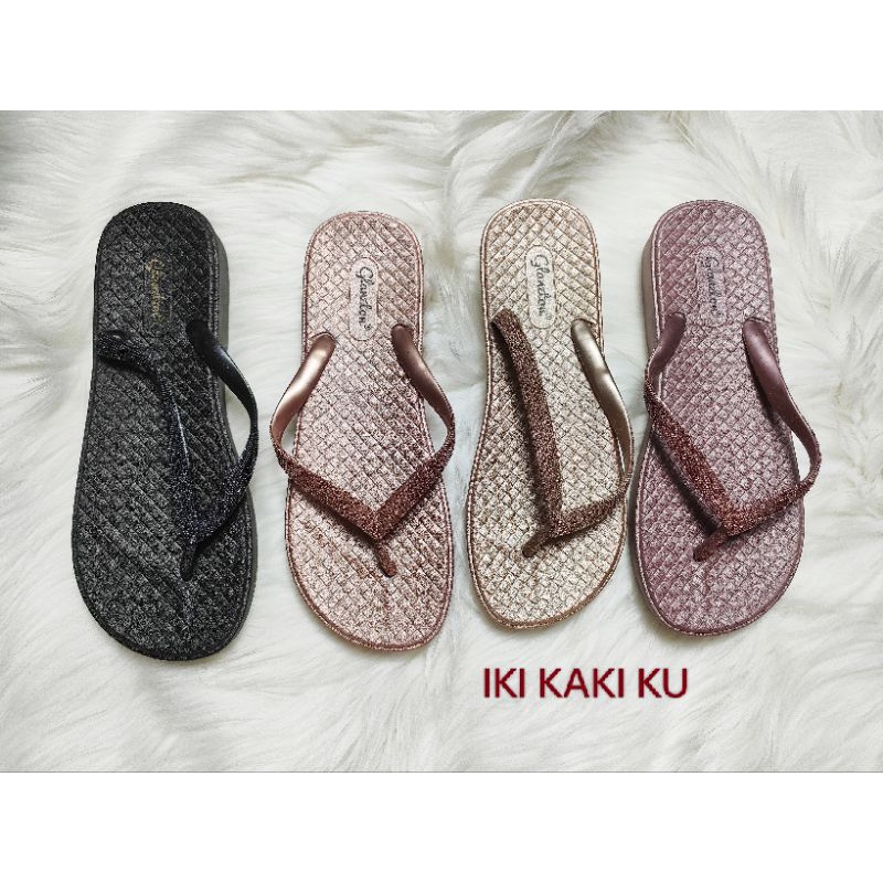 SANDAL IMPORT GLITTER WANITA KOREA GLANZTON 1960 BAHAN FULL KARET LENTUR ANTI SLIP