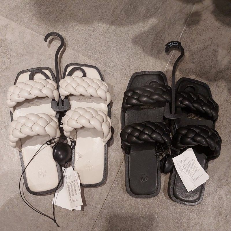 NEW H&M WOMAN SANDAL SLIP ON (TAMBANG)
