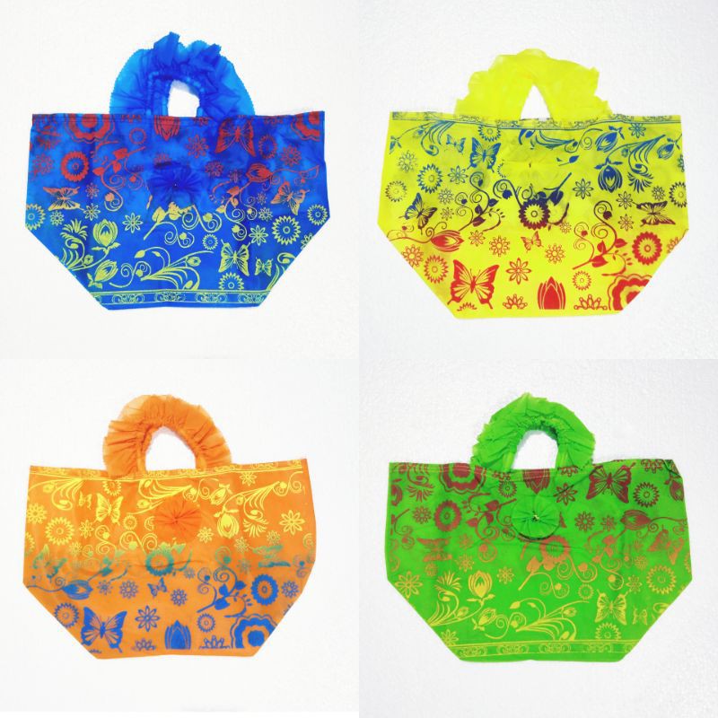 

Tas Kain Syahrini untuk dus nasi 22x22 R10 R10B hajatan berkatan songgong ultah kain tebal