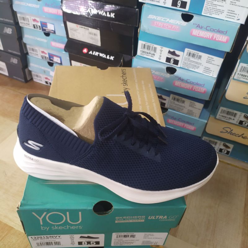 Skechers Women You Wave Strength 132015 NVY Slip On