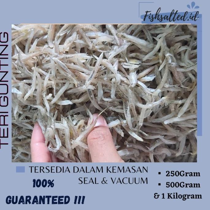 

Ikan Asin Teri Gunting (Guntingan) 1Kg