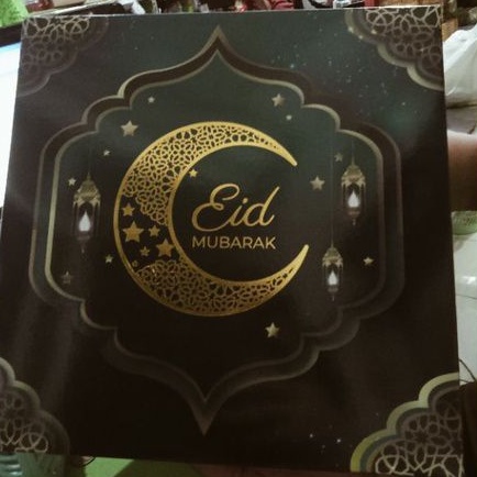 

Box Hampers Lebaran 25x25 Fuji (per pcs)