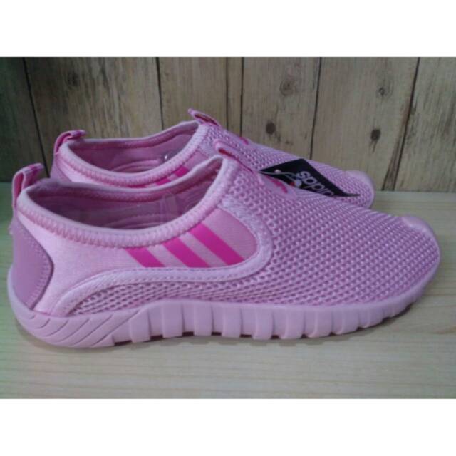 Adidas slip on anak