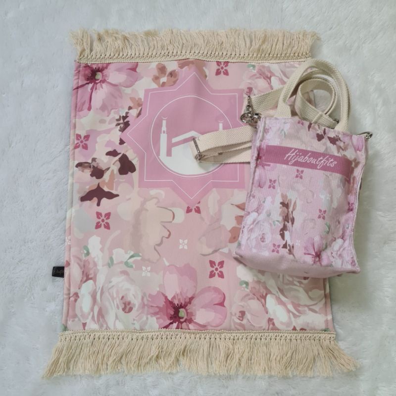 

Custom Pitte Bag & Sajadah Travel