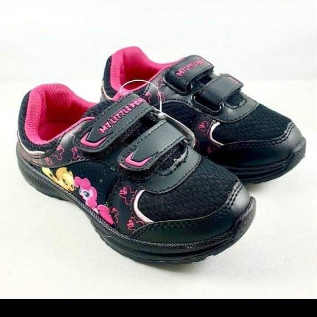 Sepatu Anak Kuda Pony..