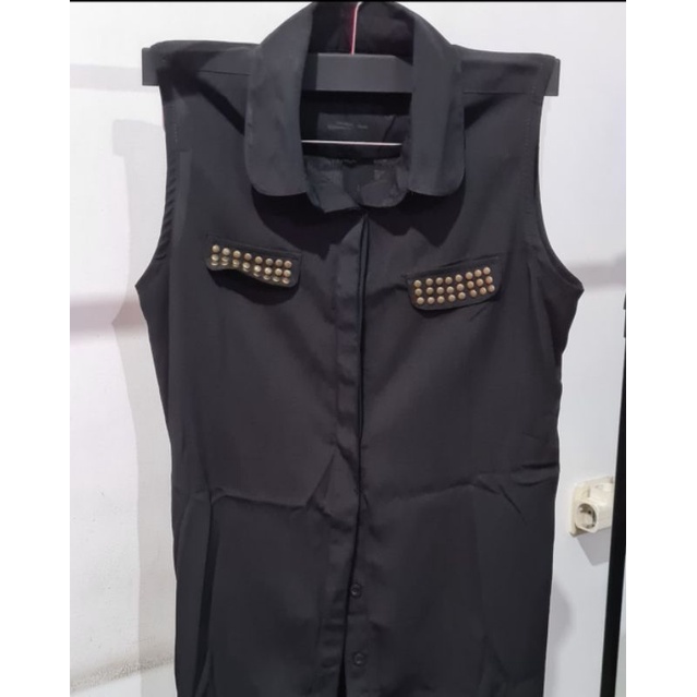 Preloved Atasan EXIT