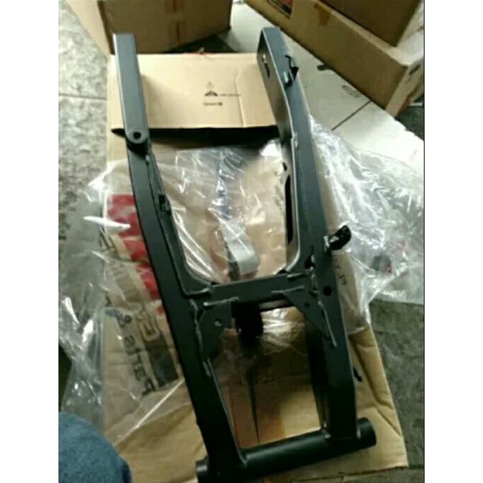 SWIENG ARM VIXION NEW NVL ORI YGP