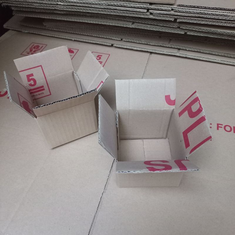 

kardus packing 10x10x8 murah