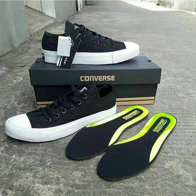 Sepatu Kets Converse Chuck Taylor CT Vietnam Hadiah Cewek Cowok Beli 2 Free Ongkir