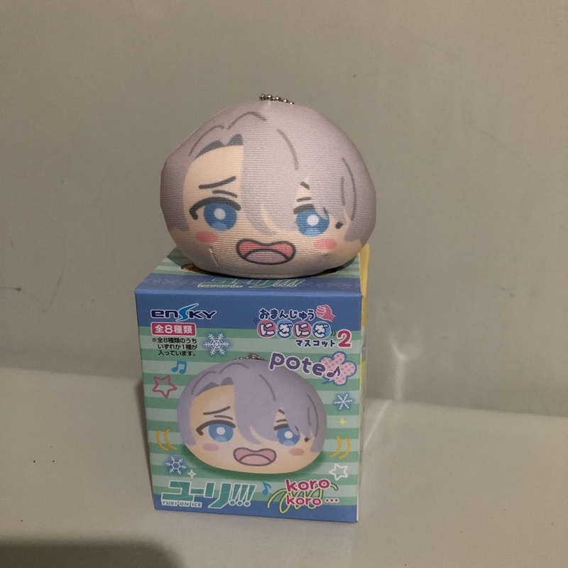 [BOOKED] yuri on ice victor omanjuu