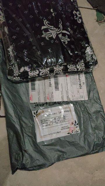 Couple Family Long Dress Batik Gurita Putih Copel Keluarga Gamis Sarimbit