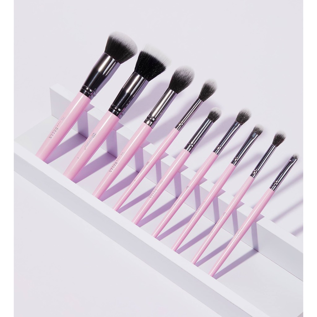 BH Cosmetics Mrs. Bella 9 Pcs Brush Set Bonus Brush Holder