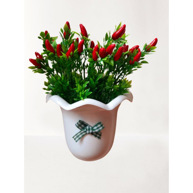 hiasan dapur cabe plastik +pot dinding plastik