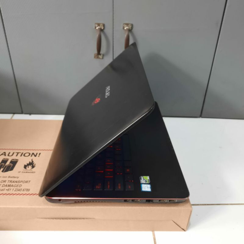 Laptop Asus ROG GL753VE Cor i7-7700HQ 17inch Ram 16Gb/ 8Gb /SSD 256GB +HDD 1TB GTX1050Ti 4Gb