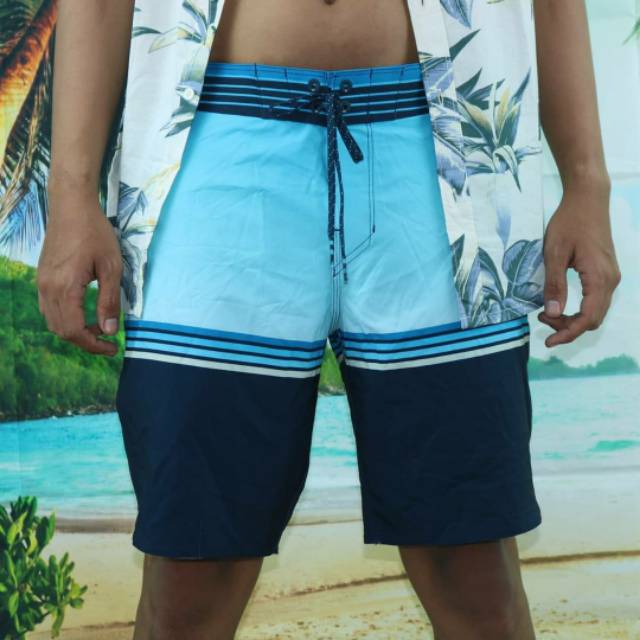 Billabong boardshorts