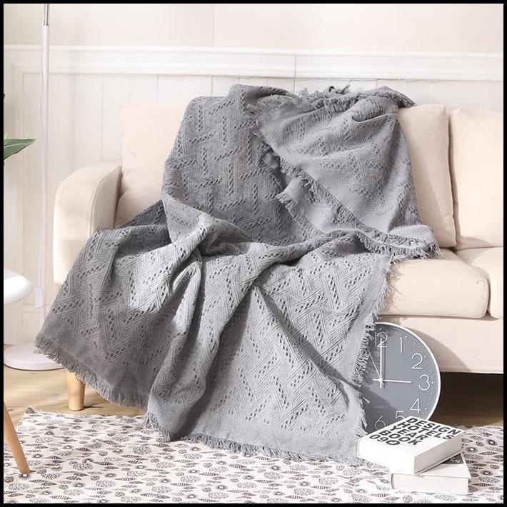Nordic Blanket / Selimut Sofa