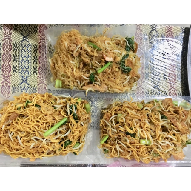 

Mie goreng - bihun goreng