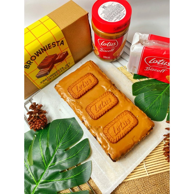 

Fudgy Brownies Lotus Biscoff uk.20x10
