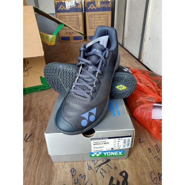 sepatu badminton Yonex aerus Z Men